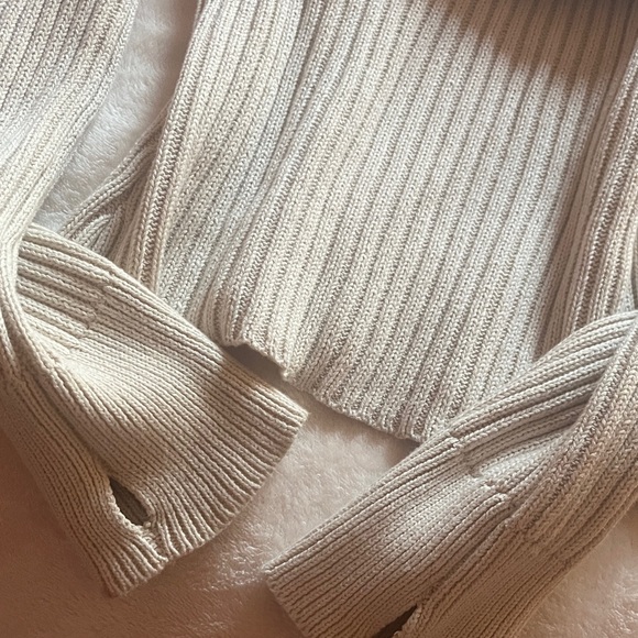 Ardene Off-Shoulder Ribbed Sweater - Light Gray - Picture 3 of 3